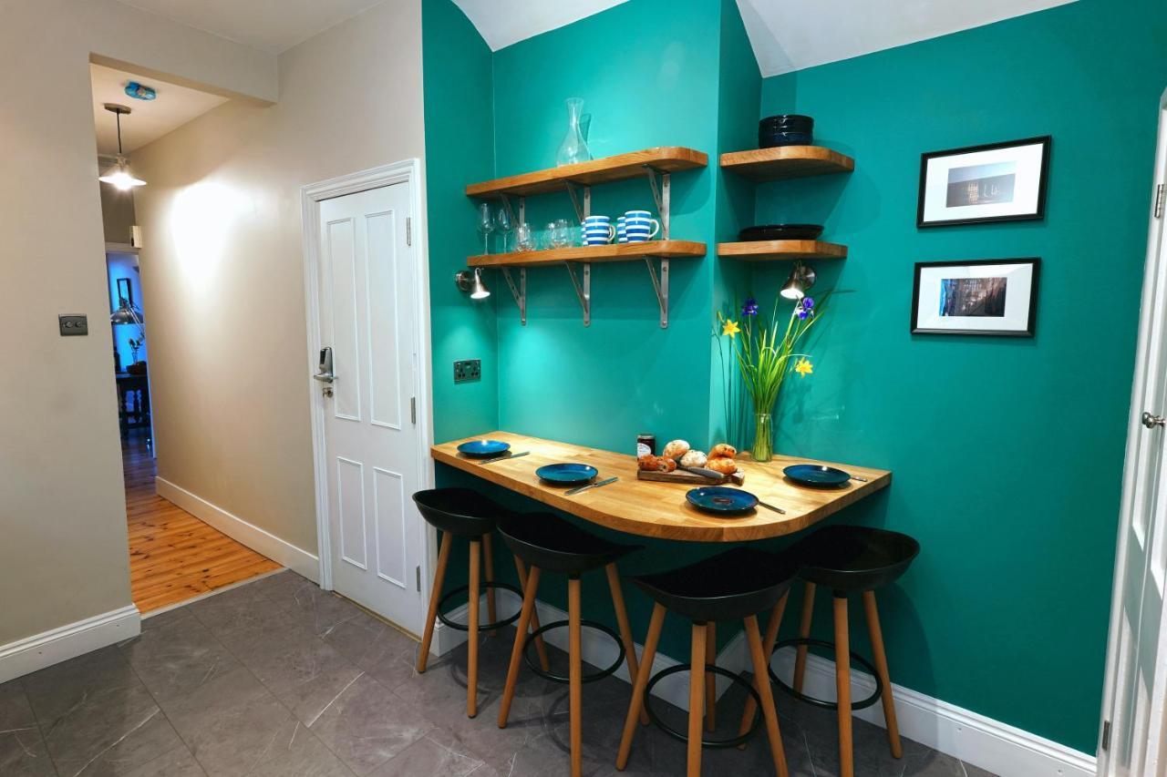 Tastefully Decorated 1-Bed With Free Parking - At Hem Apartment Winchester Exterior photo